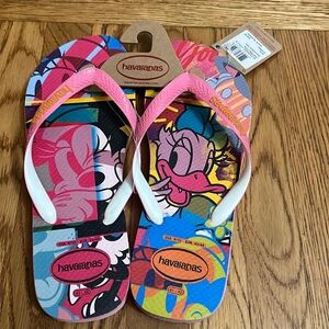 Havaianas Daisy Duck flip flops NWT